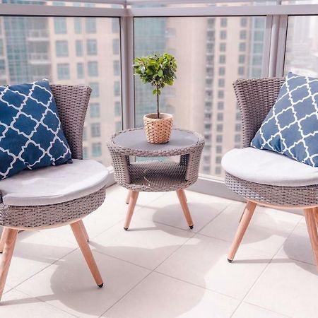 Ultimate Stay 2Br: Burj Khalifa And Fountain View Дубай Екстериор снимка