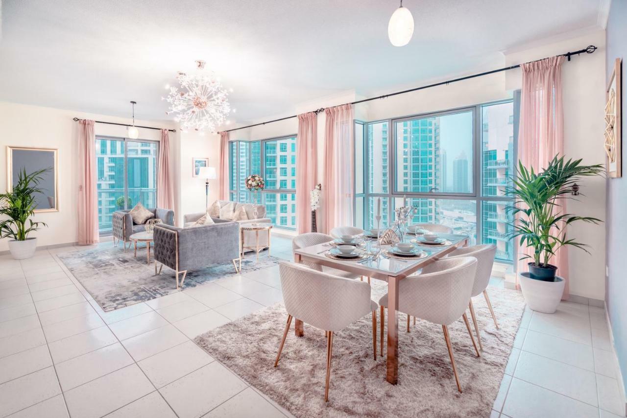 Ultimate Stay 2Br: Burj Khalifa And Fountain View Дубай Екстериор снимка
